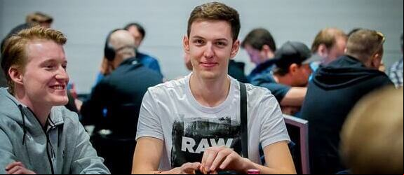 Jan Bednář je českým hráčem roku 2021 podle žebříčku Global Poker Index (GPI)