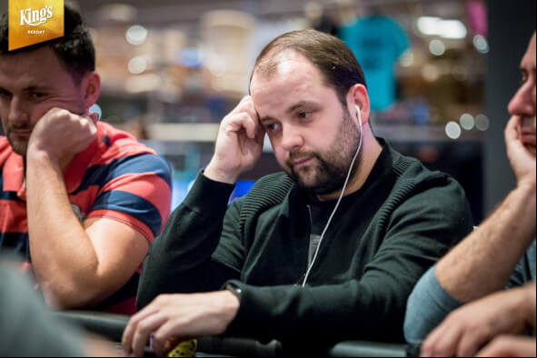 Petr Kuběnka je lídrem mezi 36 Čechy, kteří si zahrají IPS Main Event den 2